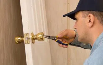 Golden Locksmith Services Sarasota, FL 941-677-7080 Golden Locksmith Services Sarasota, FL 941-677-7080 - 2-Cheap-Locksmith
