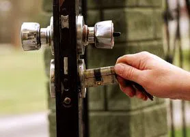 Golden Locksmith Services Sarasota, FL 941-677-7080 - 13-Re-Key-Locks